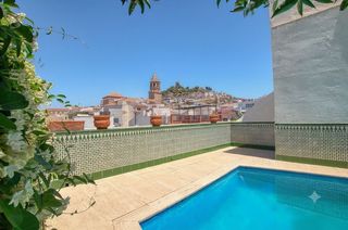 Semi detached house  Calle la paz. This is a truly exceptional property a stately ho...