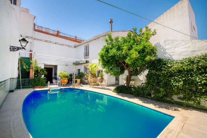 Foto c31a0292-26c0-43e9-b182-2c82dc9fa10f. Casa adossada amb piscina a Centro Ciudad - El Carmen Vélez - Málaga