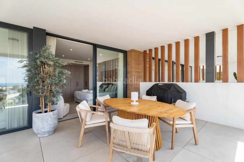 Foto 54d27bfe-f131-45c6-b355-1f6c81c894ae. Apartament amb calefacció aparcament piscina a Cabopino - Artola Marbella
