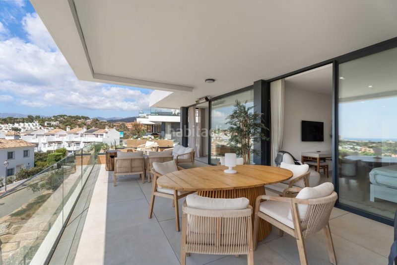 Foto bd1e4d82-048b-4e5b-8694-81ec9a67387e. Apartament amb calefacció aparcament piscina a Cabopino - Artola Marbella
