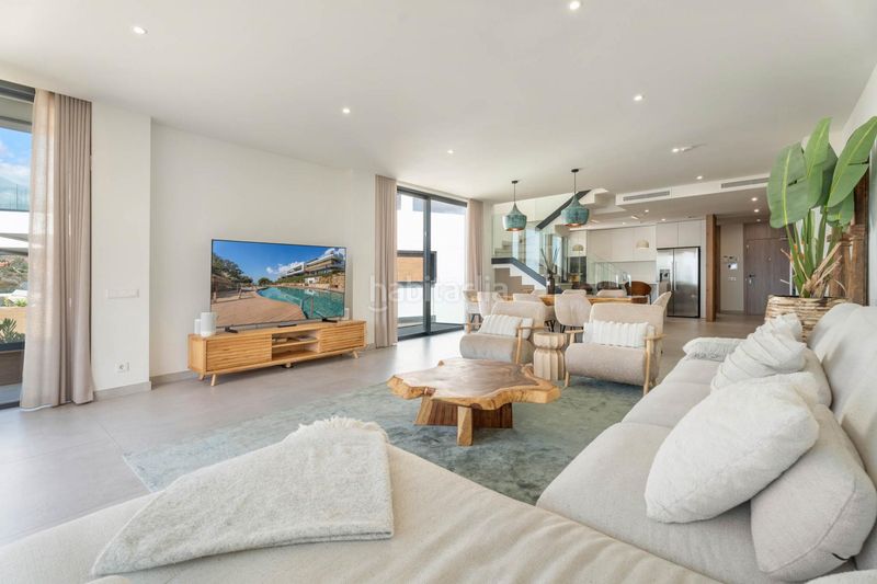 Foto d4c100bb-69f5-4400-b8a3-248c8fb35662. Apartament amb calefacció aparcament piscina a Cabopino - Artola Marbella