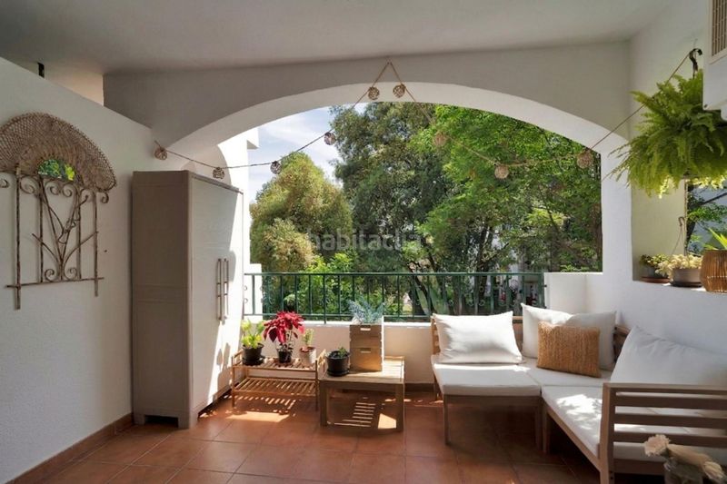 Foto 2b424981-2d7c-427b-afcd-0862dc352b3c. Apartament amb calefacció aparcament piscina a La Carolina - Guadalpín Marbella