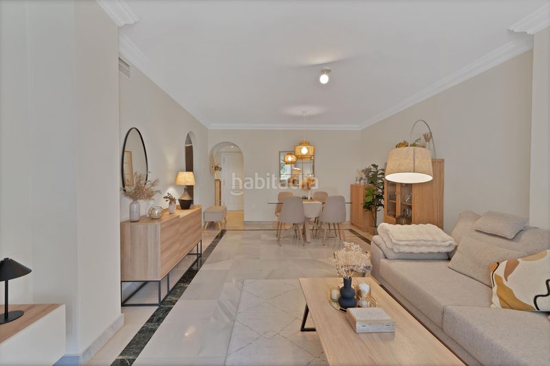 Foto 32ea788d-37e0-4545-bc07-c99e99922909. Apartament amb calefacció aparcament piscina a La Carolina - Guadalpín Marbella