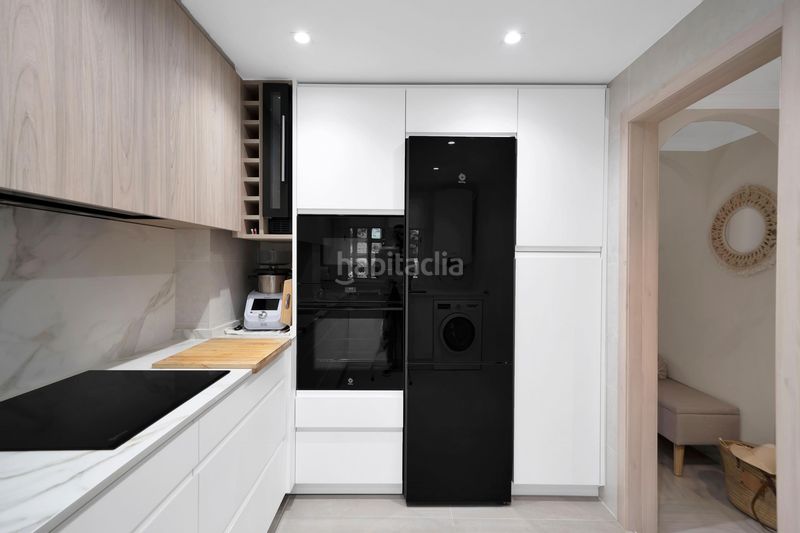 Foto 3c8e341c-7e05-4414-ae36-f4a23dca758e. Apartament amb calefacció aparcament piscina a La Carolina - Guadalpín Marbella