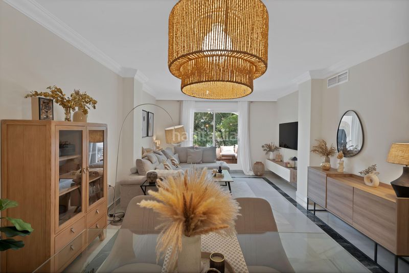 Foto 4c7d45df-bf51-45e6-af78-67d27971ac30. Apartament amb calefacció aparcament piscina a La Carolina - Guadalpín Marbella