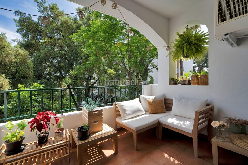 Foto 70f5c8b1-1c6a-489a-955d-6b7c7c15be6d. Apartament amb calefacció aparcament piscina a La Carolina - Guadalpín Marbella