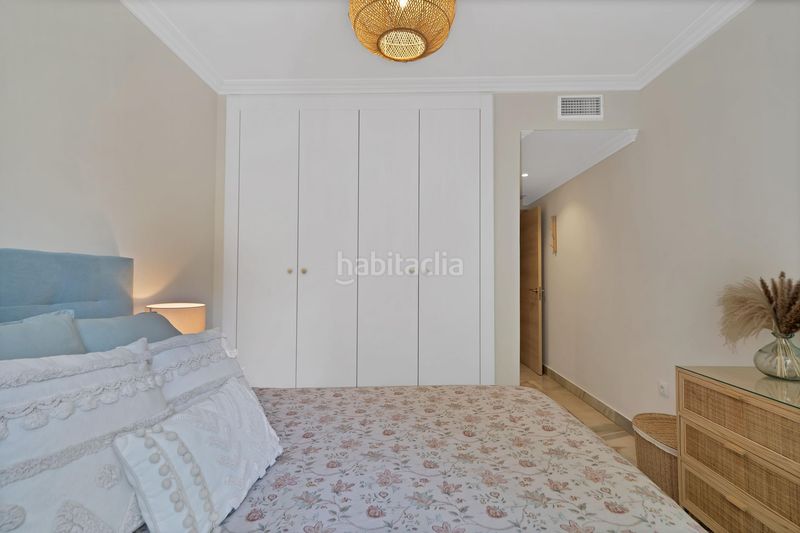 Foto d6cc541c-0b8e-4938-9f24-c1e6a7ee7dc3. Apartament amb calefacció aparcament piscina a La Carolina - Guadalpín Marbella