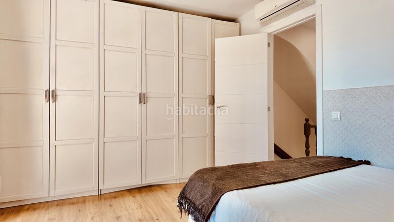 Foto 9851d76c-19b6-43ce-8006-2d5477f815b1. Casa adossada a 13 calle joaquín rodrigo a Santa María Marbella