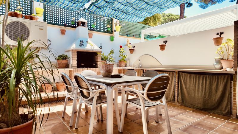 Foto fb2002ff-ceb1-4f3e-bee6-82a917c5f751. Casa adossada a 13 calle joaquín rodrigo a Santa María Marbella