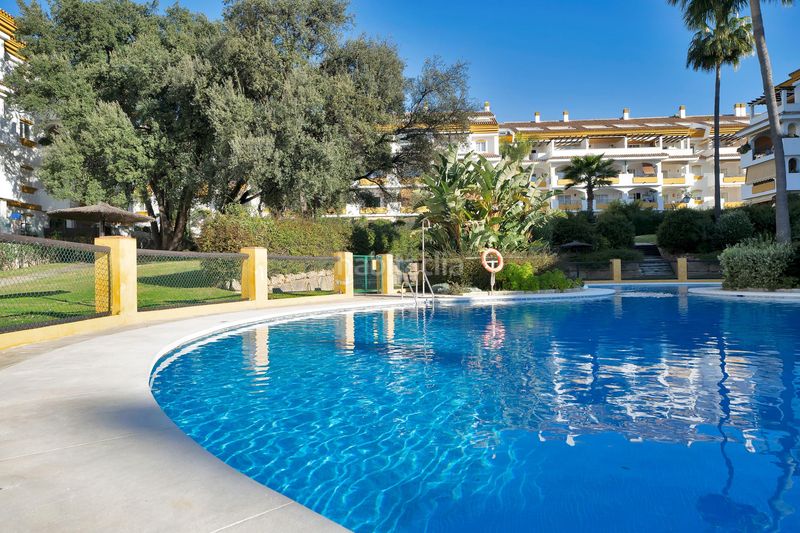 Foto 3af90a44-770c-428a-a7e5-f2cbb7af7de8. Apartament amb calefacció aparcament piscina a La Carolina - Guadalpín Marbella