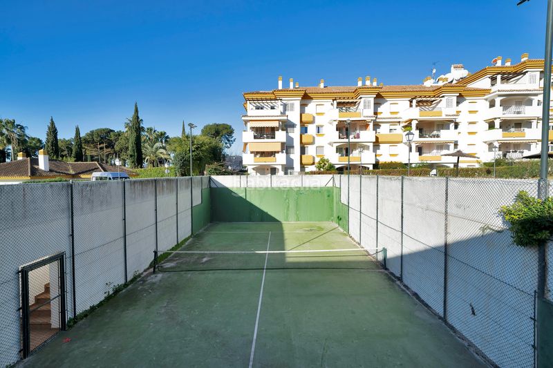 Foto fd878062-7464-432b-a68b-ac54341b2ea8. Apartament amb calefacció aparcament piscina a La Carolina - Guadalpín Marbella