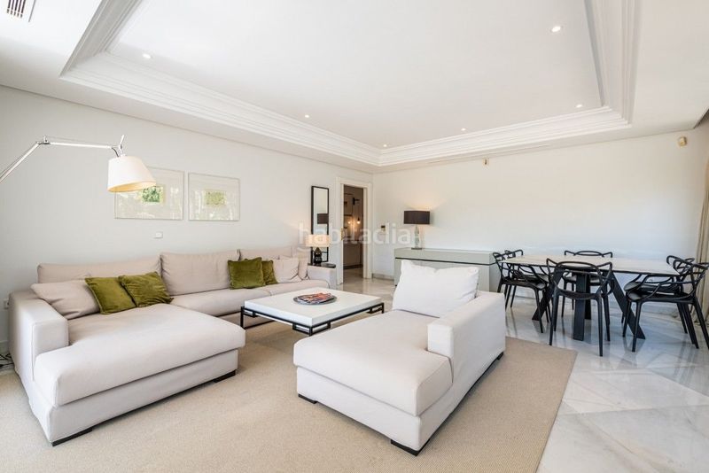 Foto d960f508-94df-4179-aa83-530862c5a52c. Apartament amb calefacció aparcament piscina a La Carolina - Guadalpín Marbella