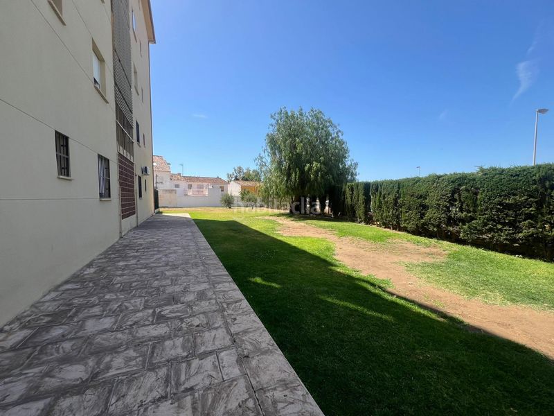 Foto ffb78555-9ed3-418f-b595-f0f54e75aa0f. Apartament amb piscina a Centro Mijas
