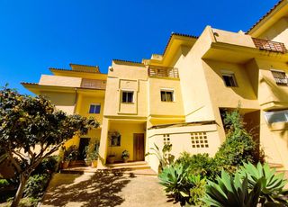 Casa adossada a Urbanizacion La Palmera ,   La Boladilla Alta