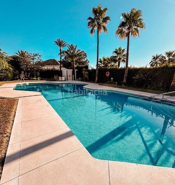 Foto 12494fff-067c-45b9-94bd-4d010ceb0478. Àtic amb aparcament piscina a lomas de Marbella club Marbella