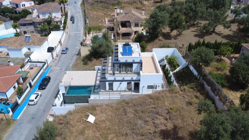 Foto c4f27a83-7a7b-4767-85d8-725f26763213. Xalet amb calefacció aparcament piscina a campo de Mijas Mijas