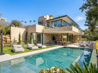 Xalet  Calle osa mayor #g 26. Exclusive contemporary villa with spa, rooftop jacuzzi and infin