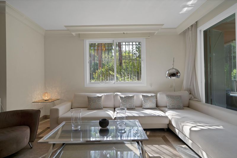 Foto c2922315-3556-47ea-a7a3-e349bf517714. Apartament amb calefacció aparcament piscina a Los Naranjos Marbella