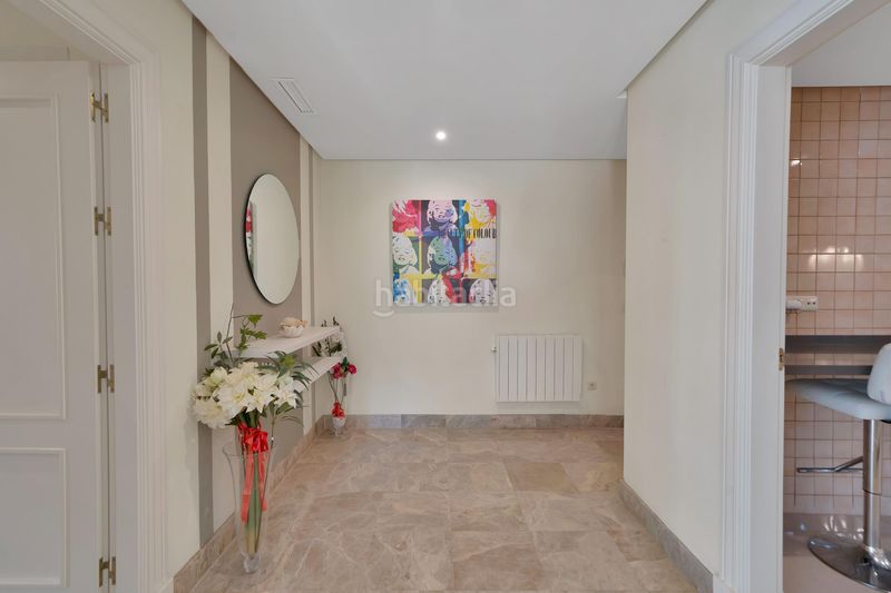 Foto cbb76ceb-2617-42e5-9077-0970cfb85911. Apartament amb calefacció aparcament piscina a Los Naranjos Marbella