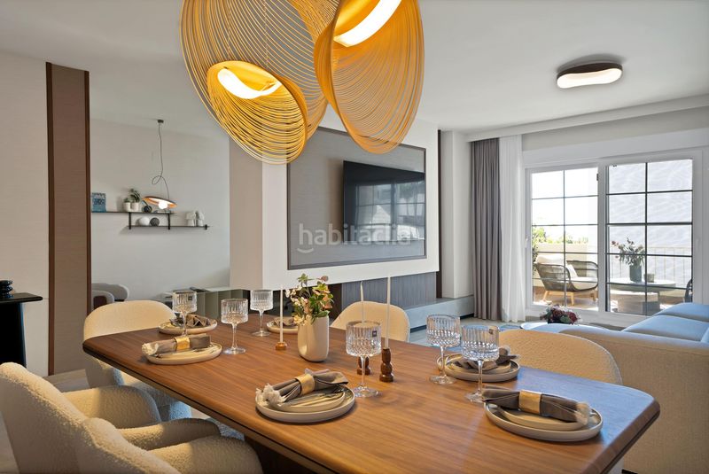 Foto 5f39c9ef-5a8c-4b6d-8e7e-ee24c39e2159. Apartament amb aparcament piscina a lomas de Marbella club Marbella