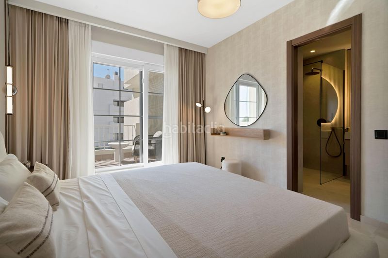 Foto e4980ae3-e9cf-45a7-bc6c-fee857a83ddd. Apartament amb aparcament piscina a lomas de Marbella club Marbella