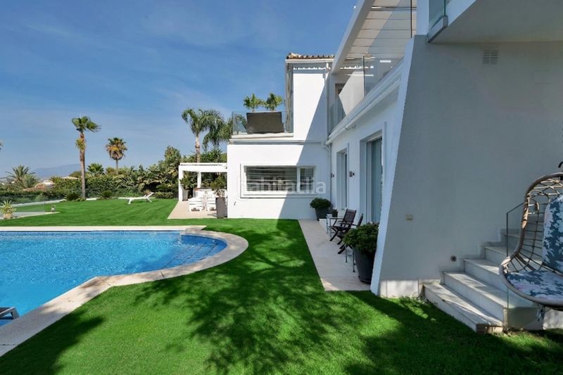 Foto f1237a50-6702-4494-bfec-a3a40877a12e. Xalet amb calefacció aparcament piscina a Sierra Blanca Marbella