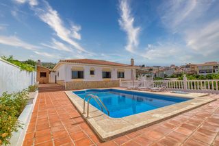 Chalet  Calle las monjas. Chalet independiente