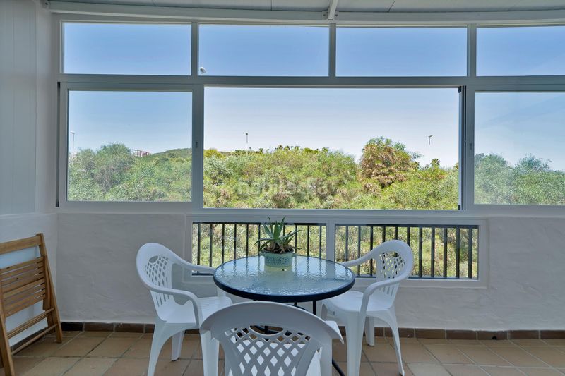 Foto 2d60df02-81f4-40db-81f3-c60fe77da59f. Apartament amb aparcament piscina a Puerto de la Duquesa Manilva