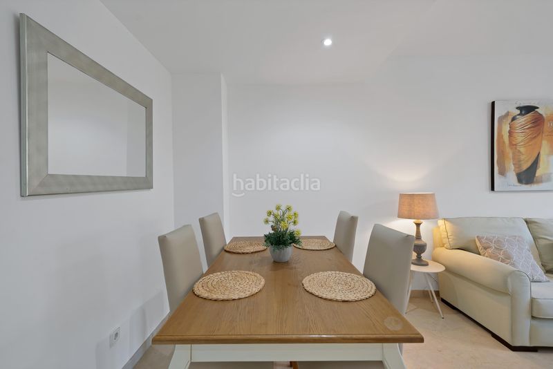 Foto 35d2ccfc-a07b-4dac-b933-f47a4827e12a. Apartament amb aparcament piscina a Puerto de la Duquesa Manilva
