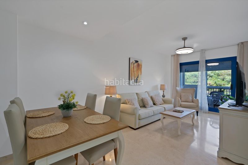 Foto 82484293-a104-4768-af4d-6f9e3f7c616a. Apartament amb aparcament piscina a Puerto de la Duquesa Manilva