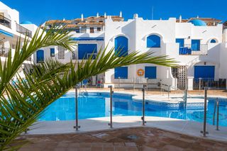 Appartement  Urbanizacion mikonos playa , portal 1 , planta 1 ,. Unbeatable location  valid tourist licence excel...
