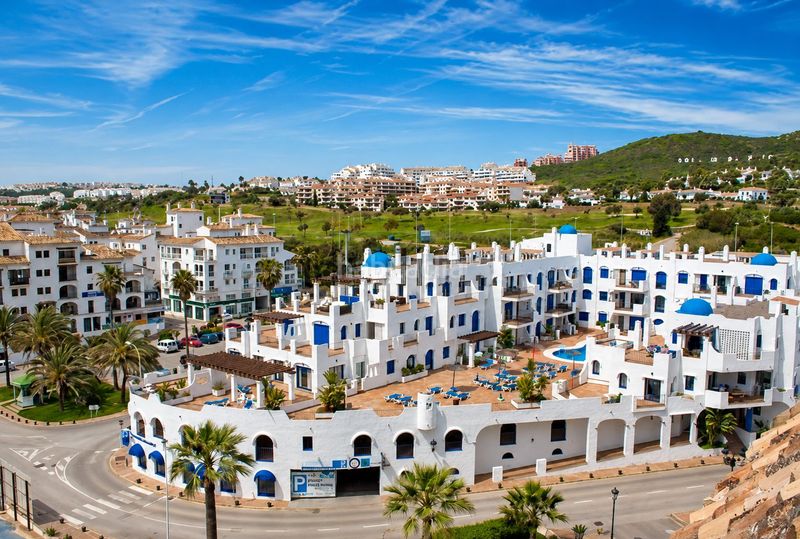 Foto d535cba5-1043-4735-b1b6-994e23623a5d. Apartament amb aparcament piscina a Puerto de la Duquesa Manilva