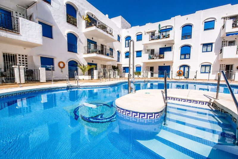 Foto f434d332-cc50-4c18-a051-1794d3c5f6ae. Apartament amb aparcament piscina a Puerto de la Duquesa Manilva
