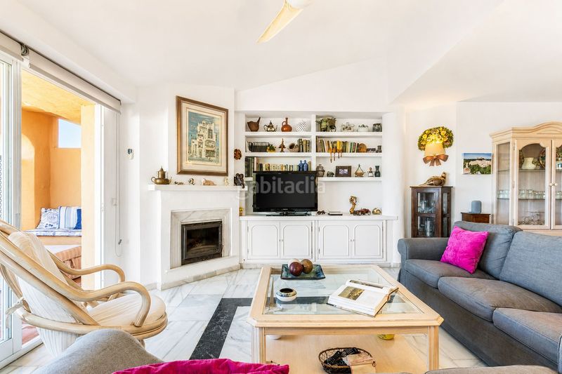 Foto 4daf9a85-1d4f-41ad-a3ee-ac63a264e25a. Apartament a Calahonda Mijas