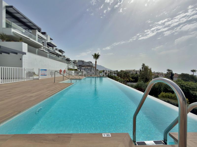 Foto 8e59e63d-a521-461f-86c6-28f5b0bbafe7. Apartament amb calefacció aparcament piscina a La Quinta Benahavís