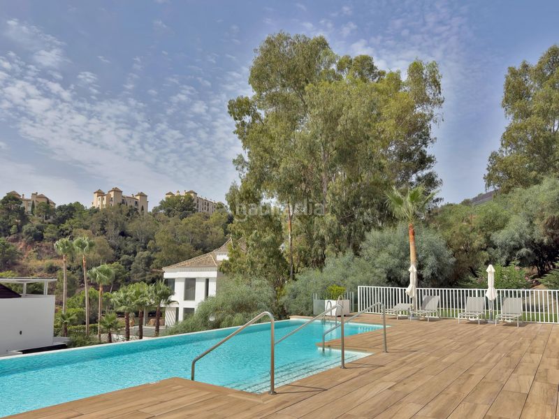 Foto b765b50c-4296-48b8-97ba-08553ee4a067. Apartament amb calefacció aparcament piscina a La Quinta Benahavís