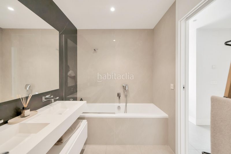 Foto fa66e306-bf4a-4767-9982-f92c2376ea8e. Apartament amb calefacció aparcament piscina a La Quinta Benahavís