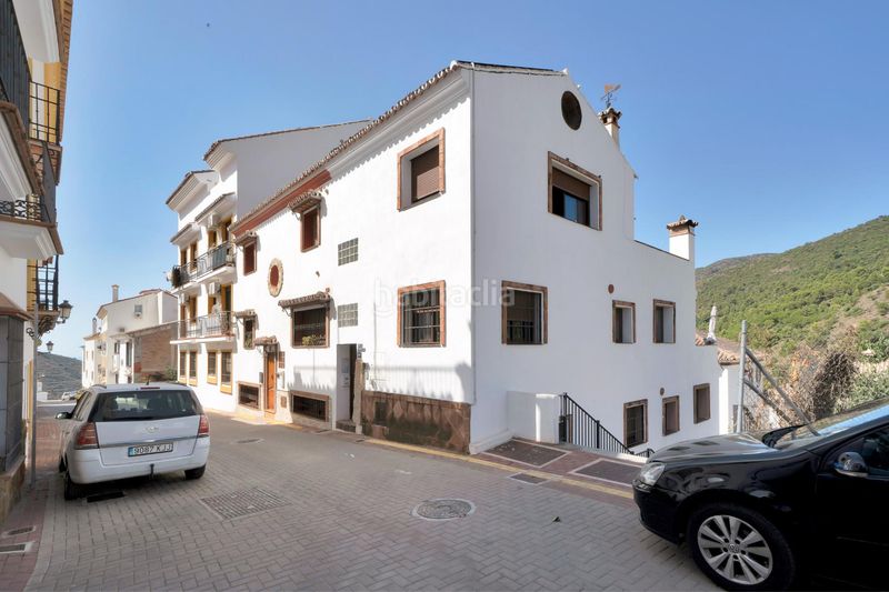 Foto b6b5f4e8-d8b4-4f0a-9a64-ad6bfc2bec62. Xalet amb aparcament a Ojén pueblo Ojén