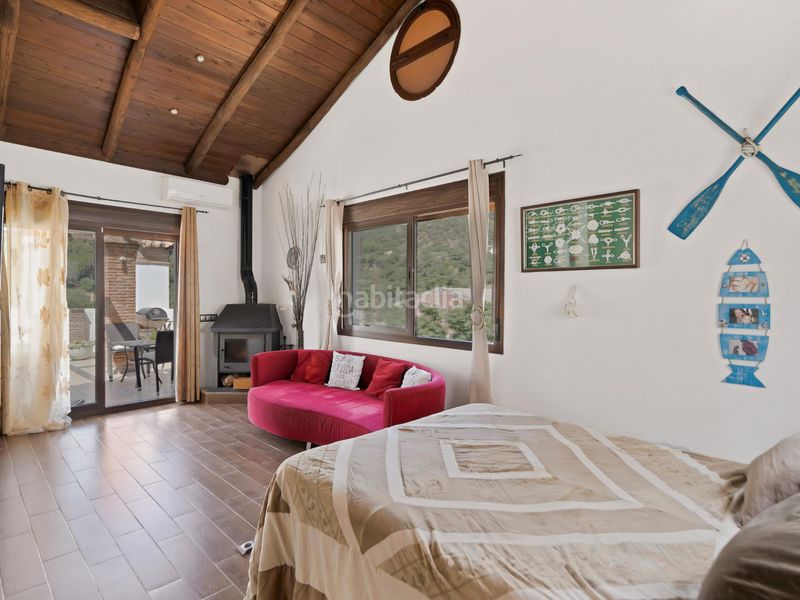 Foto f74f7158-e08c-427c-8efa-b431bb81749f. Casa adossada amb aparcament a Ojén pueblo Ojén