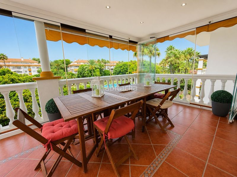 Foto 18880096-70cc-45f1-9690-0168449c6b2a. Apartament amb aparcament piscina a La Dama de Noche - La Alzambra Marbella