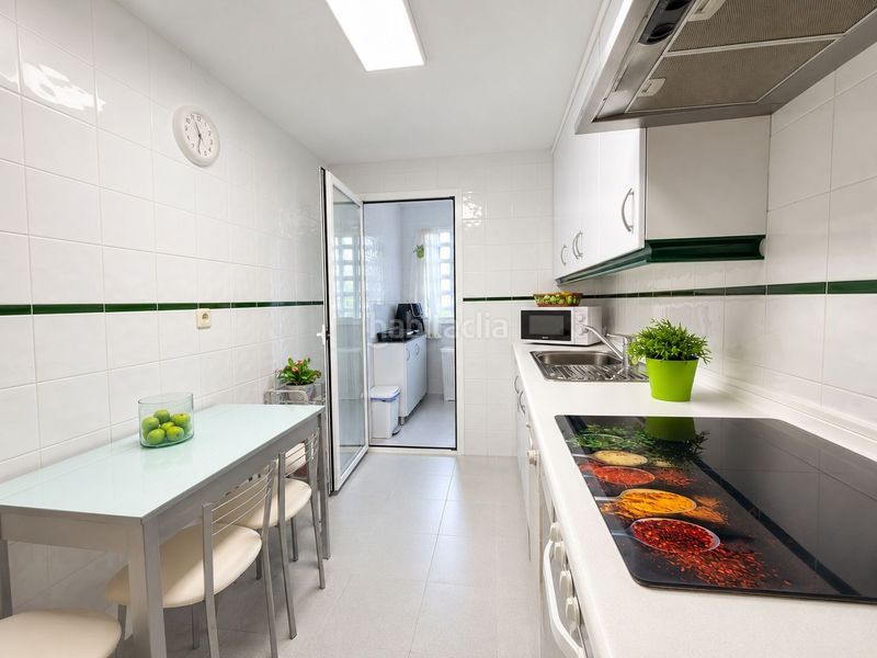 Foto f3a0dce2-8d52-4441-b791-118c9199342c. Apartament amb aparcament piscina a La Dama de Noche - La Alzambra Marbella