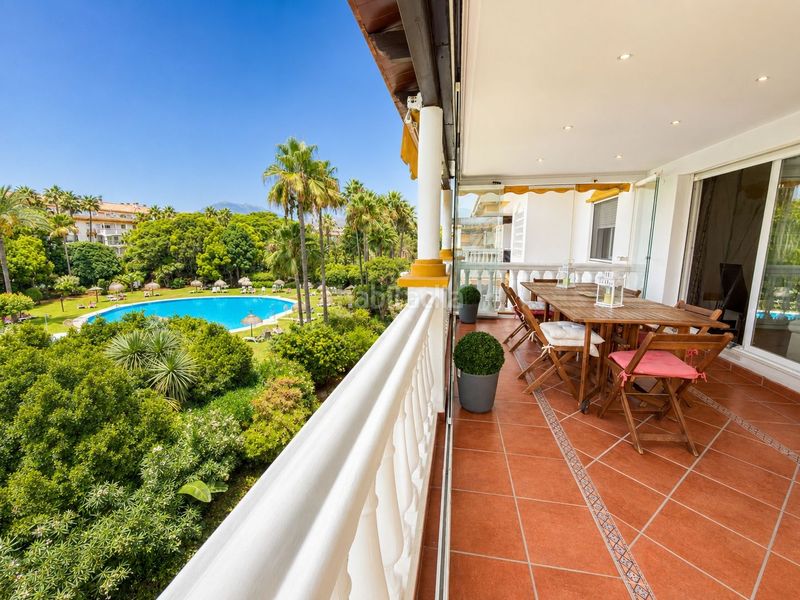 Foto f6306a07-3d1e-45b4-81e1-614dfe76fced. Apartament amb aparcament piscina a La Dama de Noche - La Alzambra Marbella