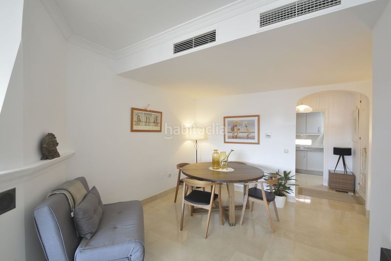Foto c6aa9270-5727-49d0-92ff-a67f0c15663e. Àtic amb aparcament piscina a Santa María Marbella