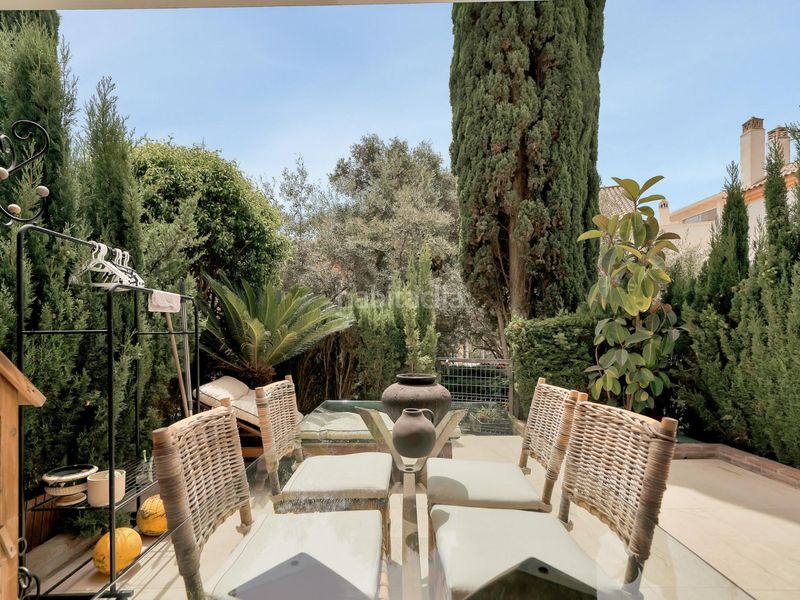 Foto 91f498ea-dc5d-46a3-bdd3-f57af5cf652c. Casa adossada amb aparcament piscina a bahía de Marbella Marbella