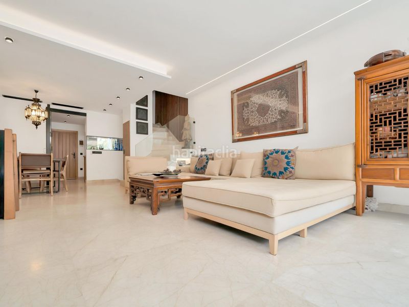 Foto 92a910f4-4a50-4ef8-a344-25dc0611f668. Casa adossada amb aparcament piscina a bahía de Marbella Marbella