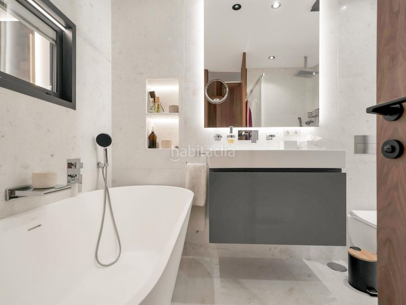 Foto 9f86301e-9231-42a0-8bfb-8d4e354f8447. Casa adossada amb aparcament piscina a bahía de Marbella Marbella