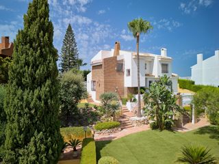 Location Chalet à Cerrado de Calderón - Hacienda Paredes. Fantástica villa con espectaculares vistas a málaga