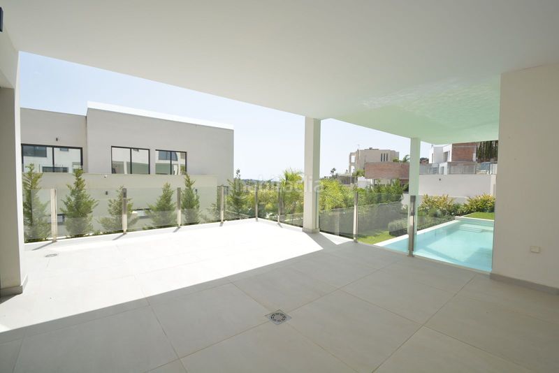 Foto 07fced73-d4df-4260-9900-9122e6b7d92f. Xalet amb aparcament piscina a Santa María Marbella