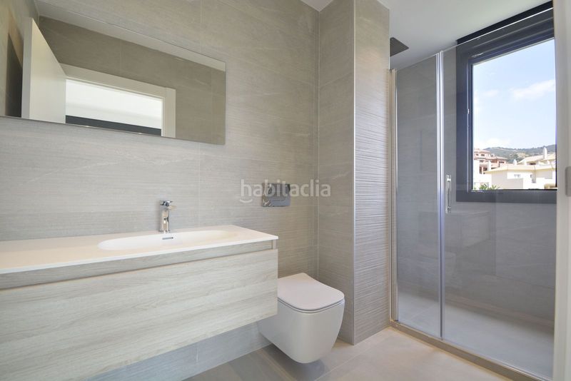Foto 5bdbab8b-f9f8-49bb-8b2f-1536ea66e4b3. Xalet amb aparcament piscina a Santa María Marbella