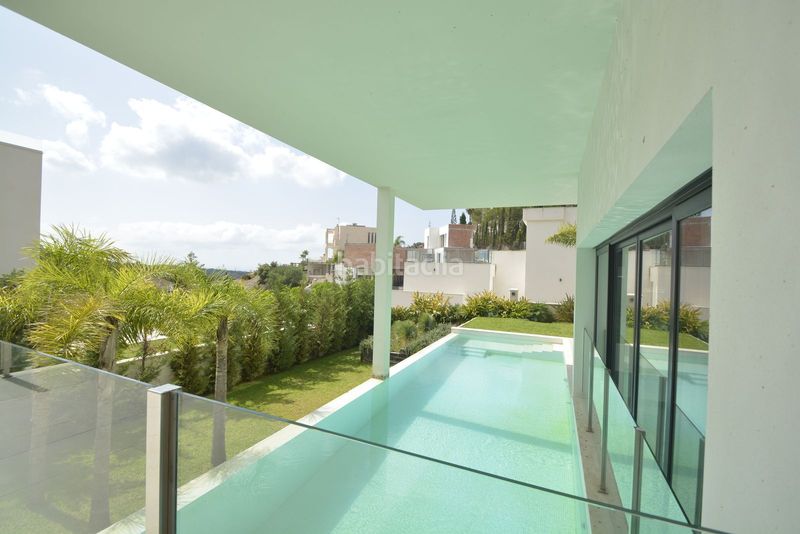 Foto 8e1eb47d-5461-424a-a049-e0b85bafcf61. Xalet amb aparcament piscina a Santa María Marbella
